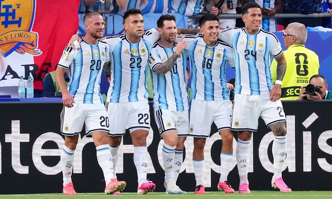 Mac Allister: ‘Rất khó học theo Messi’ – Góc nhìn từ ngôi sao Argentina và cơ hội trải nghiệm OKFUN VIP - hình ảnh - betokfun.com