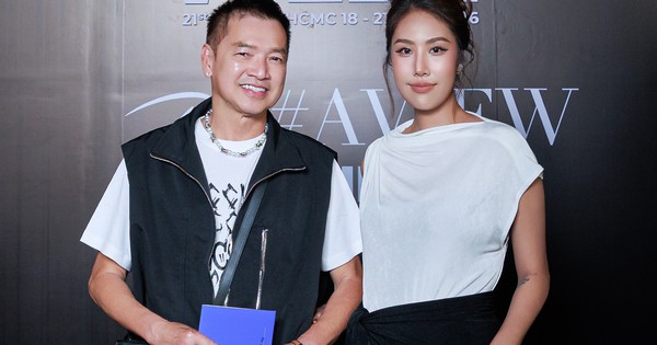 Quang Minh cùng vợ kém tuổi đi sự kiện, tiết lộ cuộc sống hôn nhân: góc nhìn mới cho người chơi Việt - hình ảnh - betokfun.com