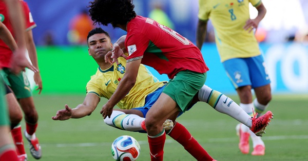 Casemiro bị chỉ trích dữ dội sau màn trình diễn thất vọng cùng Brazil tại World Cup 2026 - hình ảnh - betokfun.com