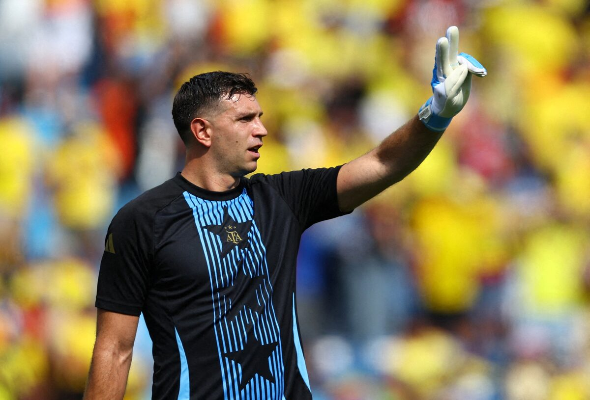 Giáo án đặc biệt cho Emiliano Martinez trước World Cup 2026 - hình ảnh - betokfun.com Giáo án đặc biệt cho Emiliano Martinez trước World Cup 2026 - hình ảnh - betokfun.com