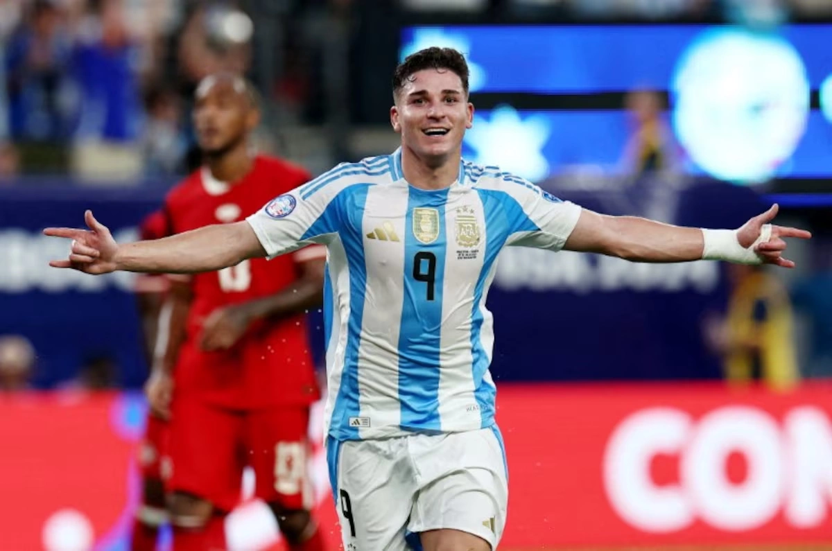 OKFUN chính thức: Julian Alvarez hé lộ tương lai tại Barca sau chiến thắng cùng Argentina - hình ảnh - betokfun.com OKFUN chính thức: Julian Alvarez hé lộ tương lai tại Barca sau chiến thắng cùng Argentina - hình ảnh - betokfun.com