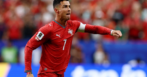 Nhà cái không chặn: Bồ Đào Nha 5-0 Uzbekistan, Ronaldo lập kỷ lục World Cup - hình ảnh - betokfun.com Nhà cái không chặn: Bồ Đào Nha 5-0 Uzbekistan, Ronaldo lập kỷ lục World Cup - hình ảnh - betokfun.com