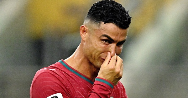 Chấm điểm Bồ Đào Nha – Tây Ban Nha: Ronaldo mờ nhạt, Yamal tỏa sáng - hình ảnh - betokfun.com Chấm điểm Bồ Đào Nha – Tây Ban Nha: Ronaldo mờ nhạt, Yamal tỏa sáng - hình ảnh - betokfun.com