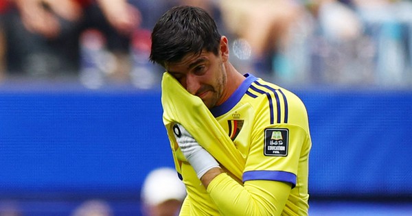 Courtois bật khóc khi chia tay World Cup theo kịch bản cay đắng nhất: góc nhìn mới cho người chơi Việt - hình ảnh - betokfun.com Courtois bật khóc khi chia tay World Cup theo kịch bản cay đắng nhất: góc nhìn mới cho người chơi Việt - hình ảnh - betokfun.com
