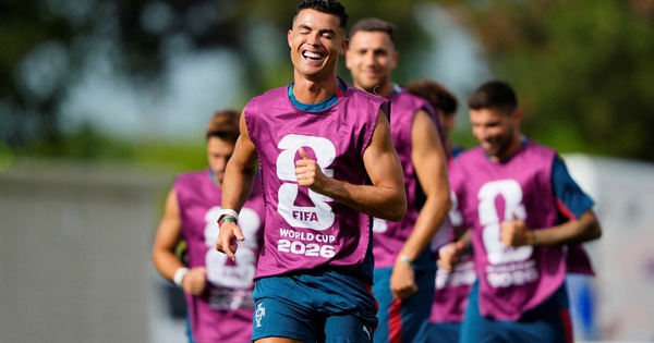 Ronaldo nguy cơ cao phải dự bị trận sống còn đấu Croatia, HLV Martinez tạo cú sốc? - hình ảnh - betokfun.com