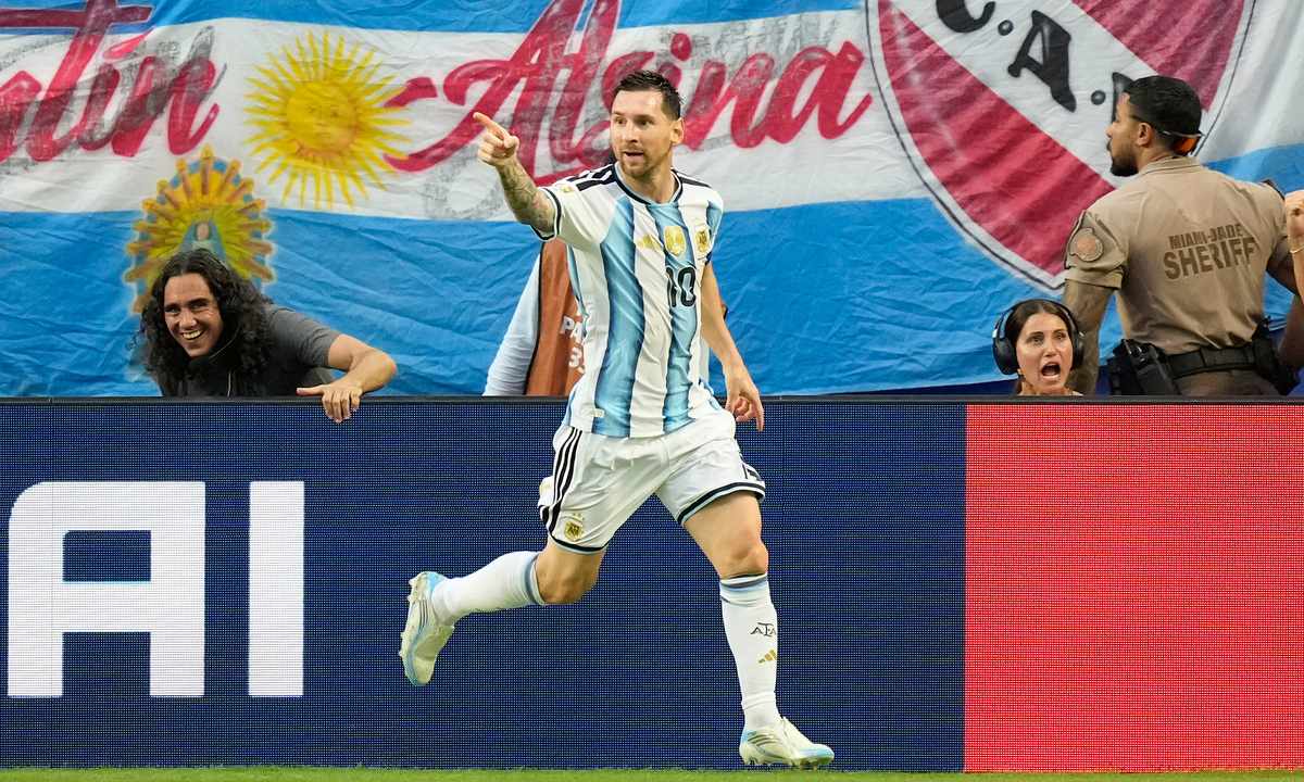 OKFUN cược bóng đá: Messi lập siêu phẩm, Argentina vào tứ kết World Cup 2026 - hình ảnh - betokfun.com