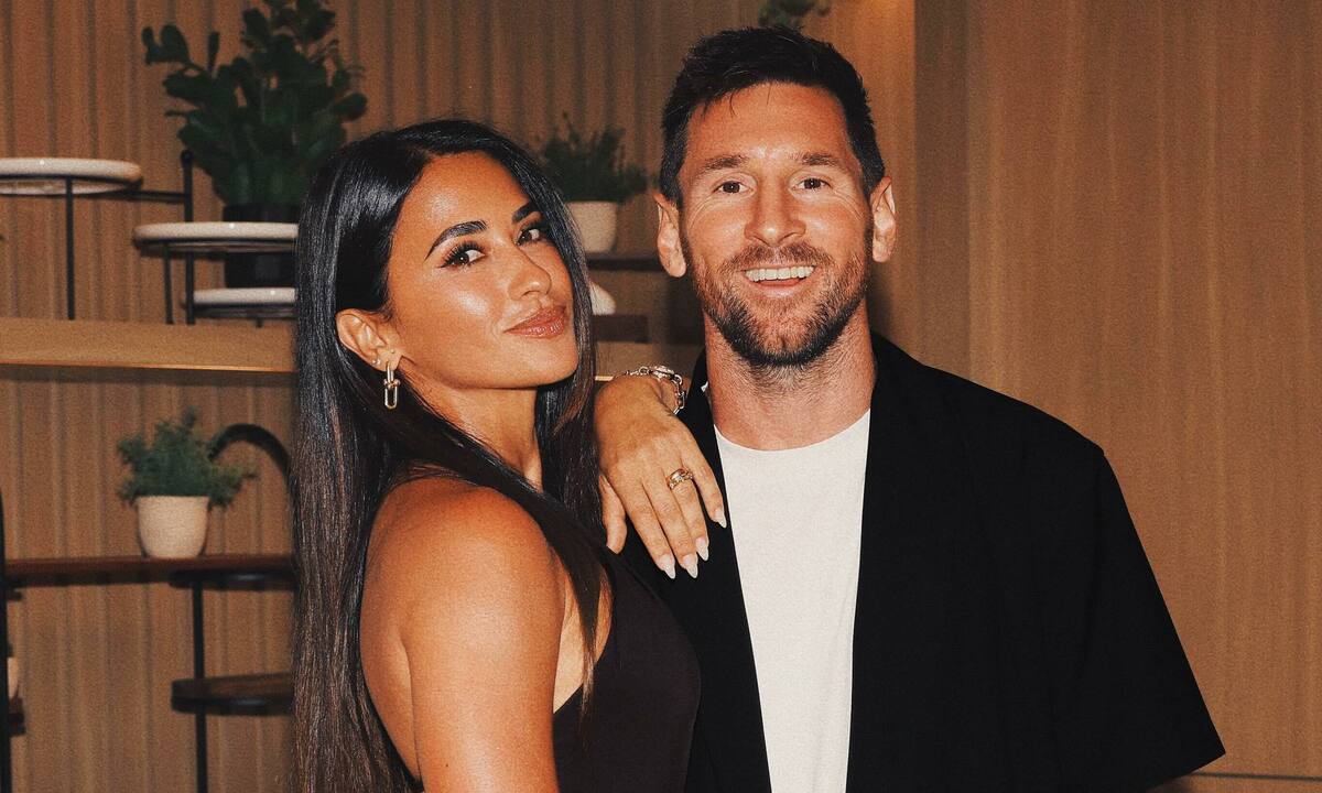 Nhà cái cá cược số 1 OKFUN đồng hành cùng tin tức giải trí: Câu chuyện tình 30 năm của Messi và vợ - hình ảnh - betokfun.com Nhà cái cá cược số 1 OKFUN đồng hành cùng tin tức giải trí: Câu chuyện tình 30 năm của Messi và vợ - hình ảnh - betokfun.com